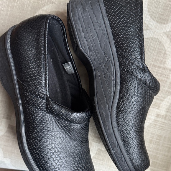 Women's Black Slip-On Shoes - Picture 7 of 7